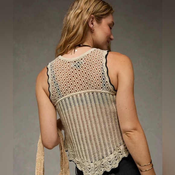 American Eagle Mixed Stitch Sweater Tank Top Shirt Black Cream Music Festival - Picture 2 of 5